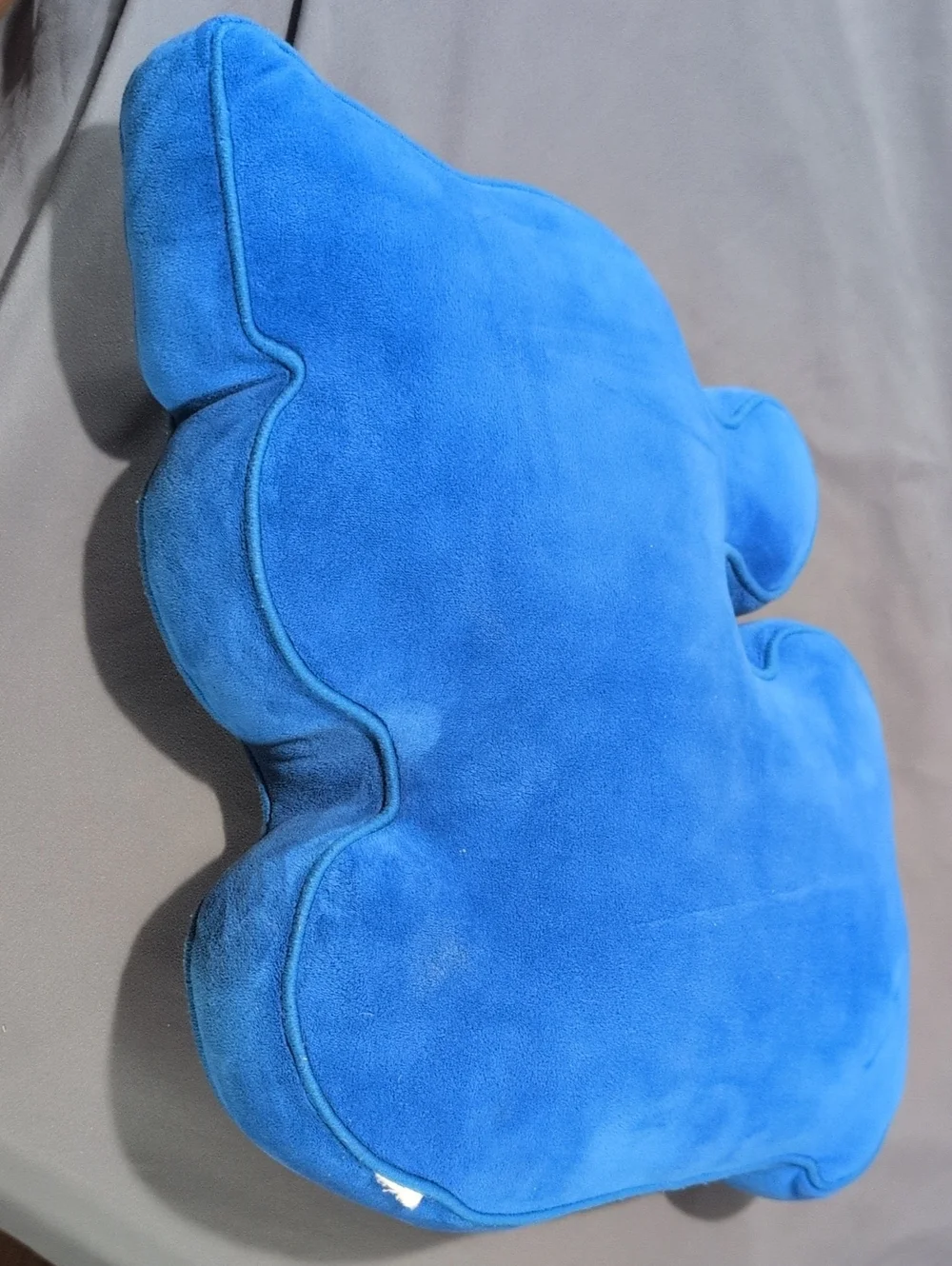 N/A train plush